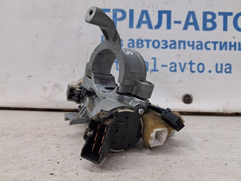 Замок зажигания Mitsubishi Pajero Wagon 3 3.2 ДИЗЕЛЬ 4M41 1999 (б/у) Київ - зображення 3