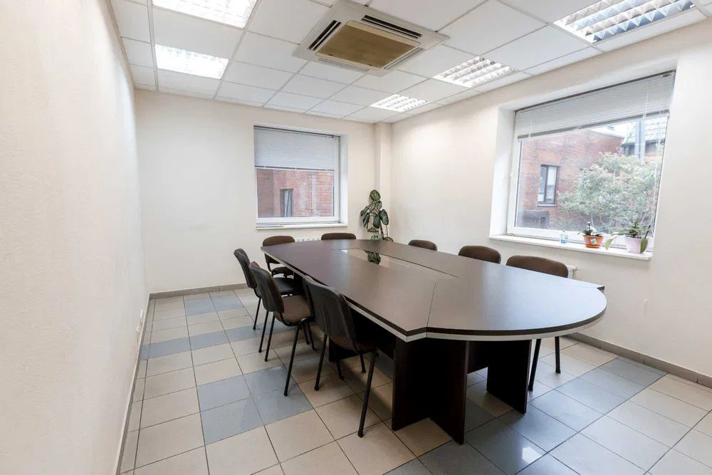 Продам. Торгово-офісна будівля 5718 м.кв. 37 соток. Центр. вул. Святослава Хороброго Днепр - изображение 7