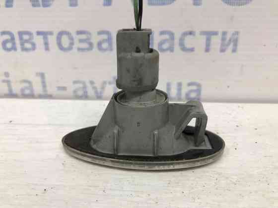 Повторитель поворотника Mitsubishi Lancer 2003-2009 MR991187 (Арт. 55634) Киев