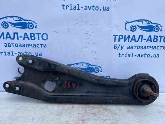 Рычаг задней подвески продольный правый Acura MDX YD2 3.7 БЕНЗИН J37A1 2006 (б/у) Киев