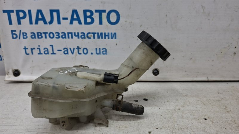 Бачок главного тормозного цилиндра Mitsubishi Lancer 10 2.0 БЕНЗИН 4B11 2007 (б/у) Киев - изображение 3