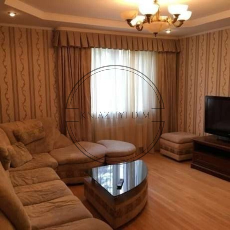 Оренда будинку 220 м2 в с.Романков. № 135429 Київ - зображення 1