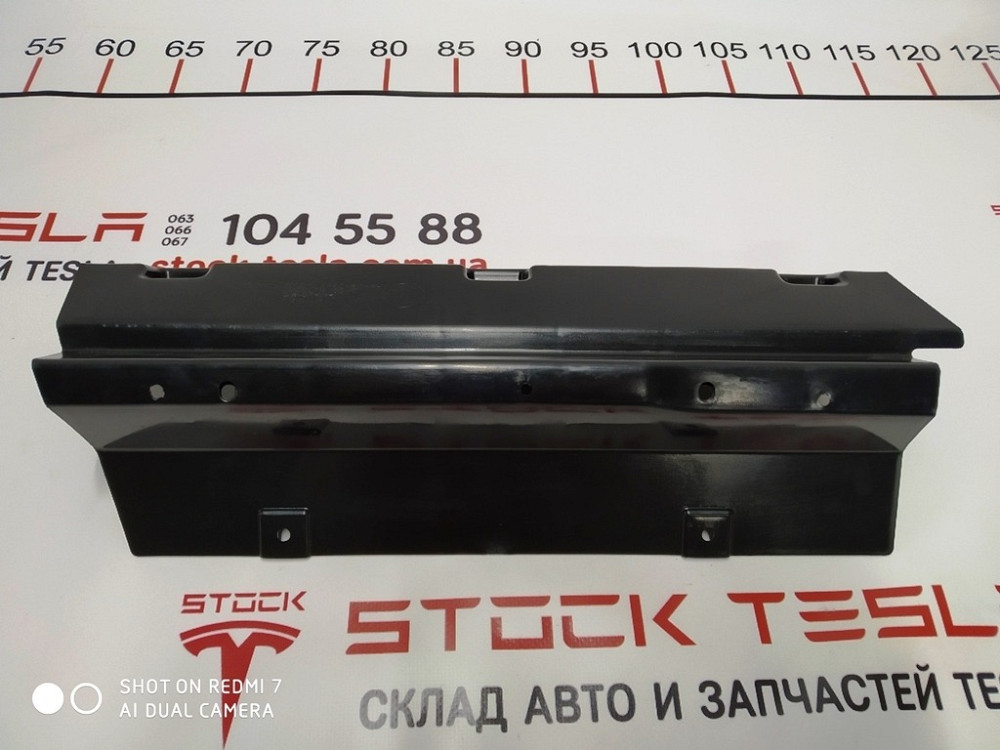 Кронштейн задний правый для ковровой дорожки Tesla model S, model S REST 1009174-00-E Київ - зображення 2
