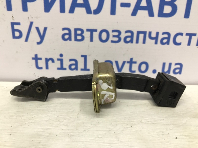 Ограничитель двери задний правый Mitsubishi Outlander 2003-2006 MR473583 (Арт. 40363) Київ - зображення 1