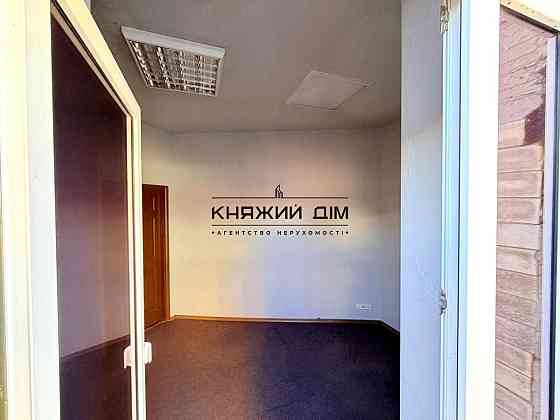 Продаж 2-кімнатної квартири в сталінці на Печерську Киев