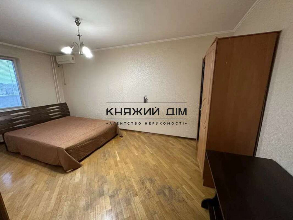 Оренда 3-кімнатної квартири біля метро Героїв Дніпра. № 1165339 Киев - изображение 1