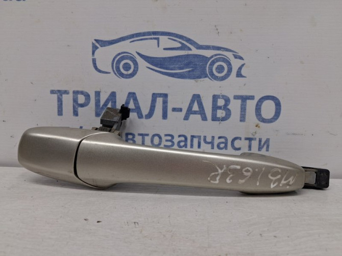 Ручка двери внешняя задняя правая Mazda 3 BK 1.6 БЕНЗИН Z6 2003 (б/у) Киев - изображение 1