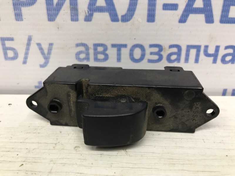 Кнопка стеклоподъемника Mitsubishi L200 KB 2.5 ДИЗЕЛЬ 4D56U 2006 (б/у) Київ - зображення 2
