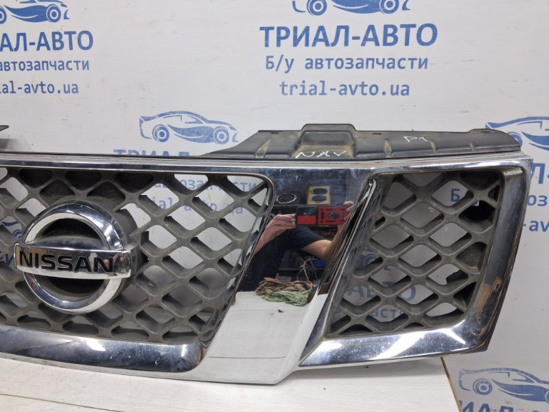Решетка радиатора Nissan Navara D40 2.5 DIESEL YD25DDTI 2004 (б/у) Киев - изображение 3