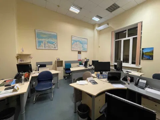 Поділ,вул Волоська 50-38, офіс 131м Киев