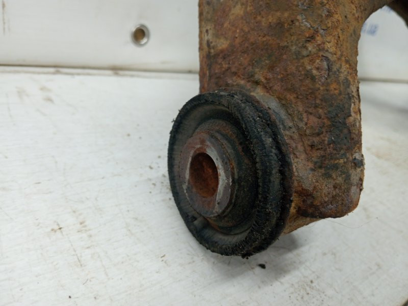 Рычаг левый Mitsubishi L200 KB 2.5 DIESEL 4D56 2006 (б/у) Киев - изображение 2