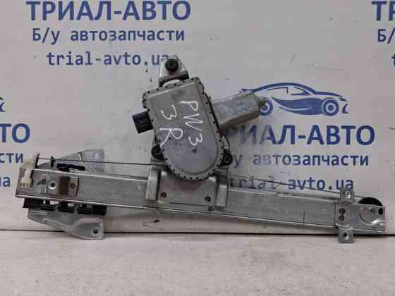 Стеклоподъемник задний правый Mitsubishi Pajero Wagon 3 3.2 ДИЗЕЛЬ 4M41 1999 (б/у) Київ
