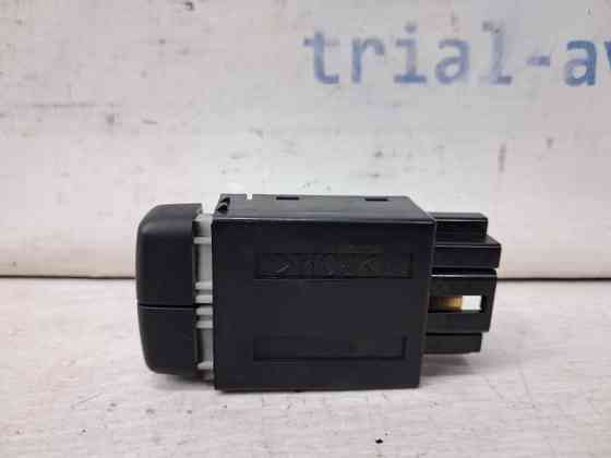 Кнопка противотуманок Mitsubishi Pajero Wagon 3 3.2 ДИЗЕЛЬ 4M41 1999 (б/у) Київ