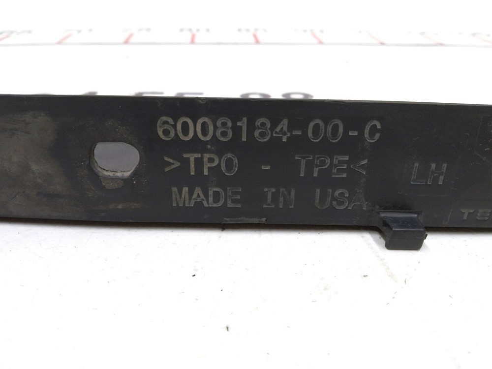 Задний молдинг (плавник) защиты двигателя левый малый с повреждением Tesla model S 6008186-00-D Киев - изображение 3