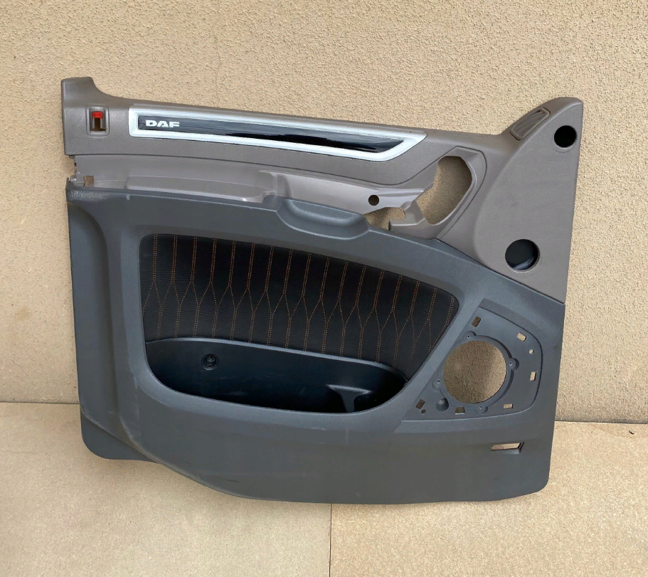 1935288 Обшивка двери внутренняя левая DAF XF 106 Euro 6 Львів - зображення 1