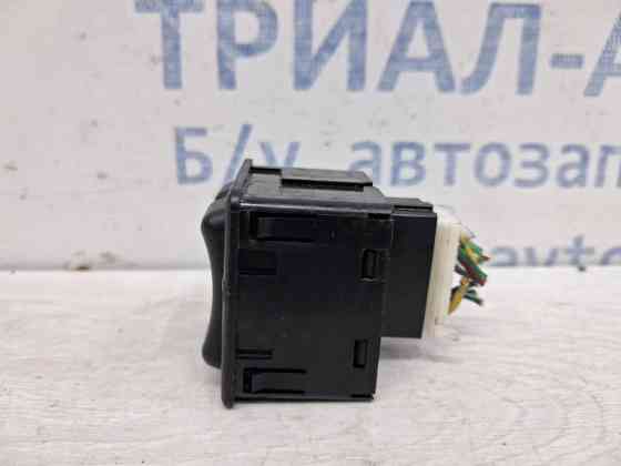 Кнопка подогрева Mitsubishi Pajero Wagon 1999-2006 MB803872 (Арт. 61597) Київ