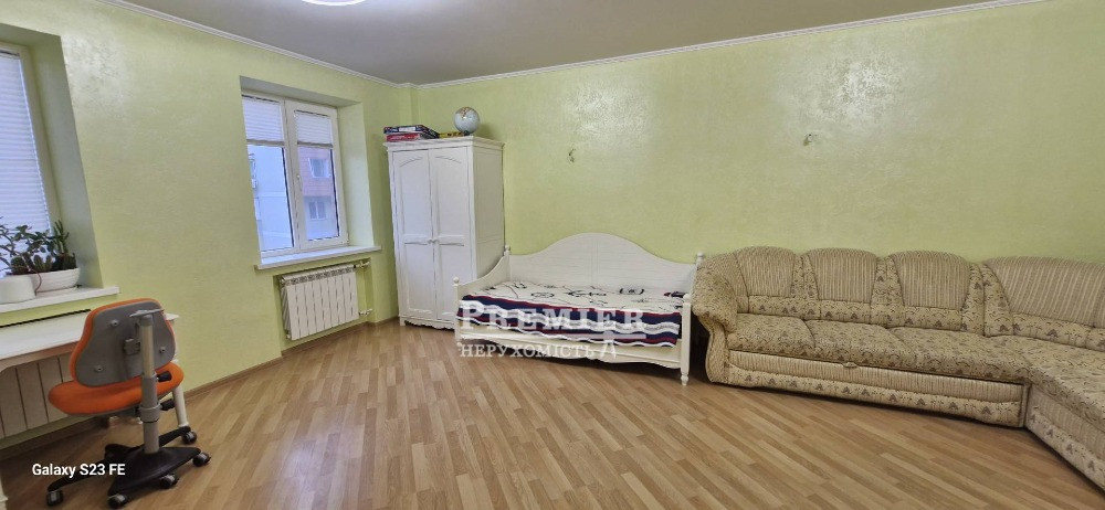 У продажу трикімнатна простора, світла двостороння квартира Черноморск - изображение 9