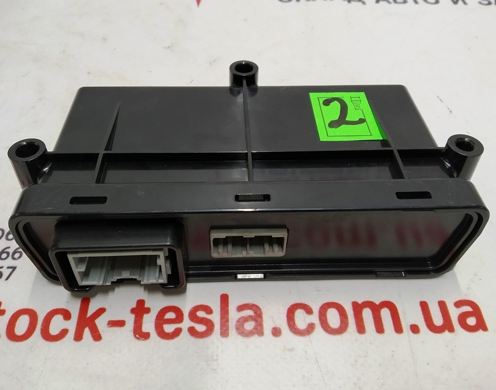 Блок контроля стояночного тормоза Tesla model S, model S REST, model X 1007618-00-J Киев - изображение 1