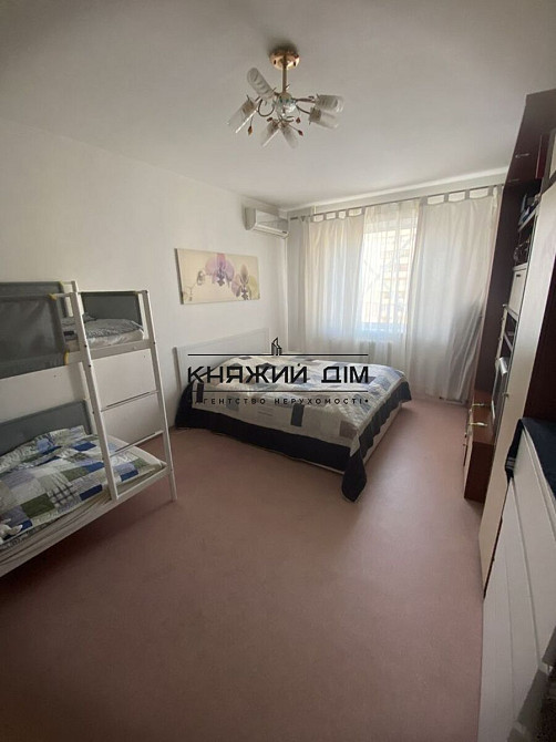 #127969; Продам 2-кімнатну квартиру біля метро | вул. Вишняківська, 5 Київ - зображення 1