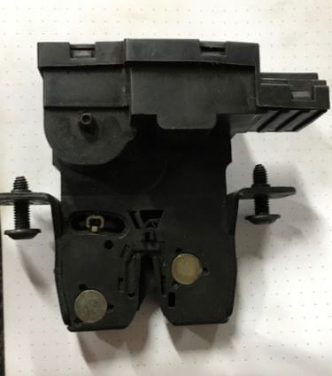 Бу замок крышки багажника Renault Laguna 2, 8200000897 Кропивницький - зображення 1