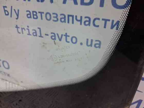 Стекло лобовое Hyundai Sonata NF 2.4 БЕНЗИН G4KC 2004 (б/у) Киев