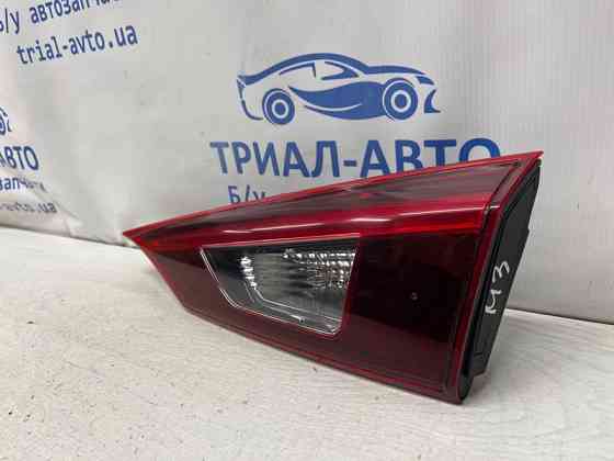 Фонарь задний внутренний правый Mazda 3 BM 2.2 DIESEL 2013 (б/у) Киев