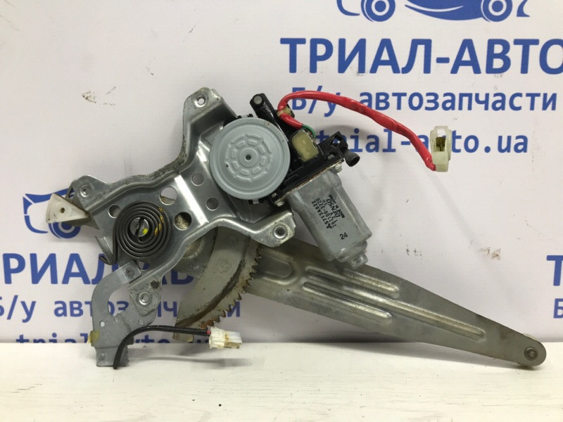 Стеклоподъемник задний правый Mitsubishi Pajero Sport K9 2.5 DIESEL 4D56 1996 (б/у) Київ - зображення 1