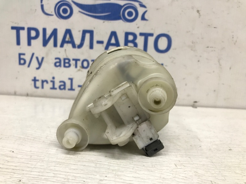 Бачок главного тормозного цилиндра Mitsubishi L200 KB 2.5 ДИЗЕЛЬ 4D56U 2006 (б/у) Київ - зображення 4