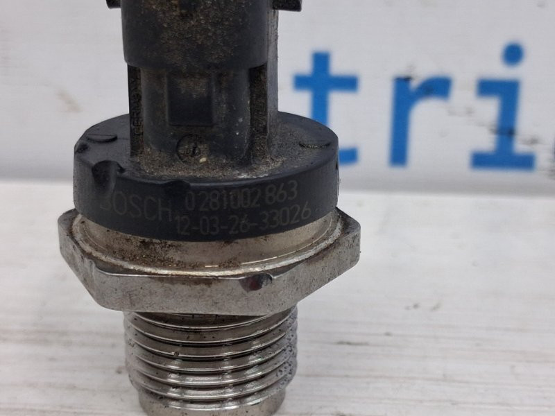 Датчик давления топлива в рейке Hyundai I30 GD 1.6 DIESEL D4FB 2011 (б/у) Киев - изображение 4