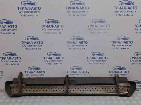 Подножка Mitsubishi Pajero Wagon 3 3.2 ДИЗЕЛЬ 4M41 1999 лев. (б/у) Киев