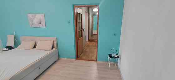Продам 1 к.кв. Киев ул.Драгоманова 8Б площ 43кв.м. 64400 $ Київ