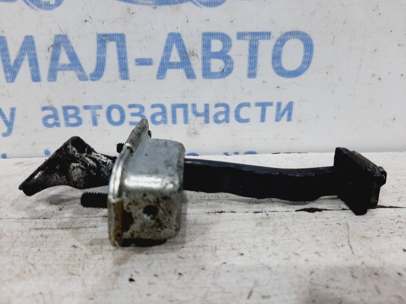 Ограничитель двери передний правый Hyundai I30 2011-2017 79390A6000 (Арт. 28113) Киев - изображение 1