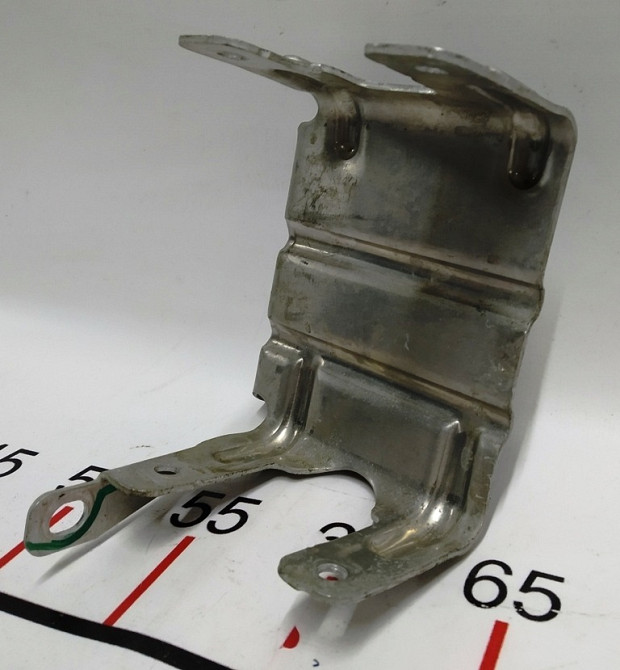 1Кронштейн крепления нагревателя батареи Tesla model S 6007355-00-C Київ - зображення 4