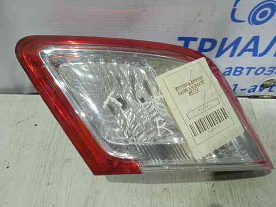 Фонарь задний внутренний правый Toyota Camry XV40 2006 (б/у) Киев