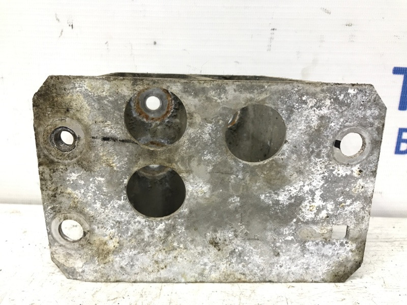 Кронштейн усилителя заднего бампера Toyota RAV 4 A30 2.2 DIESEL 2ADFTV 2005 лев. (б/у) Київ - зображення 3