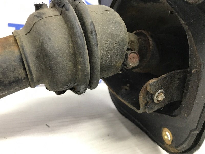 Колонка рулевая Mitsubishi Pajero Sport K9 2.5 DIESEL 4D56 1996 (б/у) Київ - зображення 5