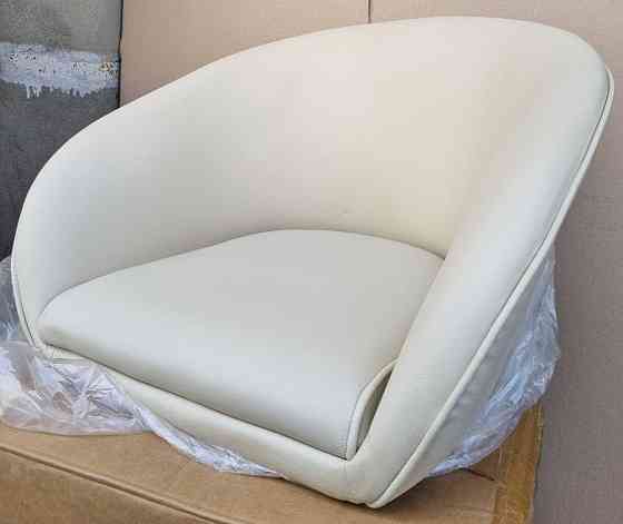 Офісне крісло Мурат К бежеве Днепр