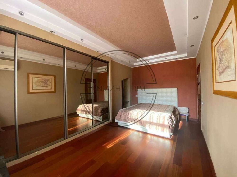 Продаж 4-х кімнатної квартири на Печерську, метро Звіринецька. № 21143612 Киев - изображение 1