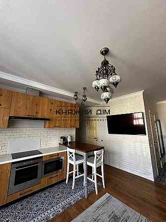 Продаж 3-кімнатної квартири біля метро Вирлиця № 21147244 Київ