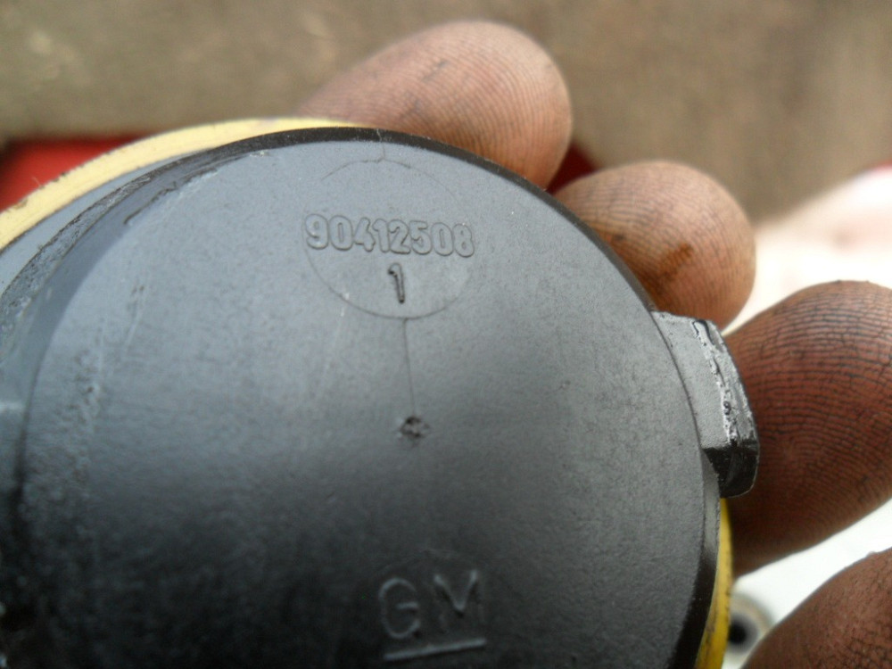 GM 90412508, Кришка маслозаливної горловини Опель Фронтера, Синтра Вінниця - зображення 10