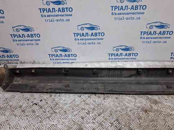 Накладка порога внешняя правая Mitsubishi Lancer 9 1.6 БЕНЗИН 4G18 2003 (б/у) Київ