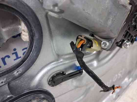 Стеклоподъемник передний правый Hyundai I30 2007-2012 824812L001 (Арт. 78262) Киев