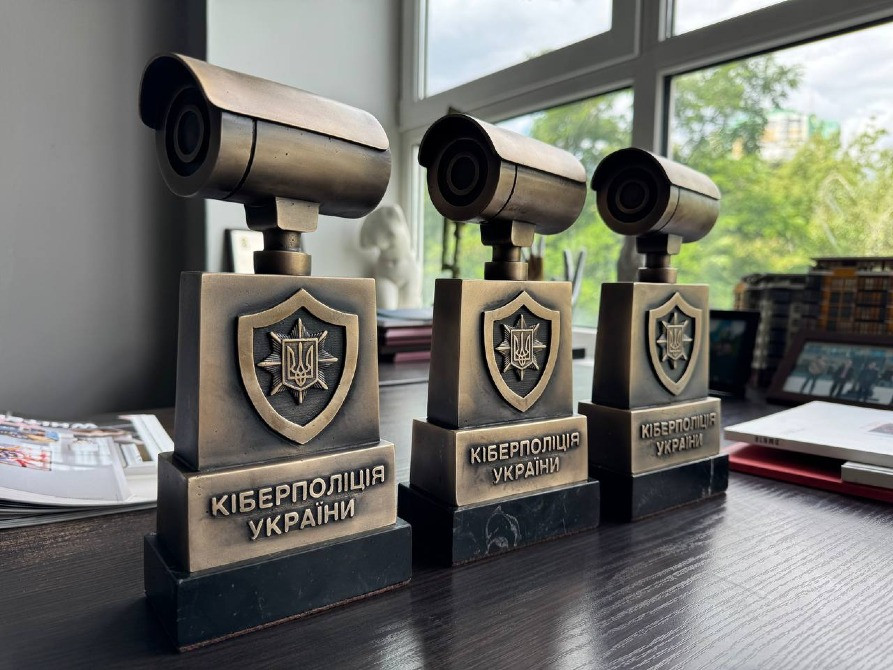 Виготовлення ексклюзивних статуеток на замовлення Київ - зображення 2