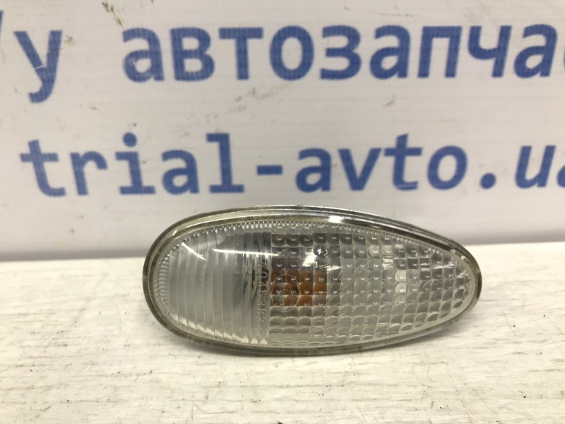 Повторитель поворотника Mitsubishi Outlander CU 2.4 БЕНЗИН 4G69 2003 (б/у) Київ - зображення 1