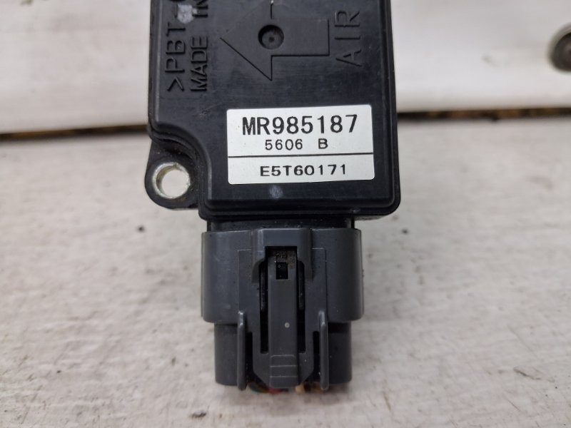 Датчик расхода воздуха Mitsubishi Outlander 2003-2006 MR985187 (Арт. 69663) Київ - зображення 3