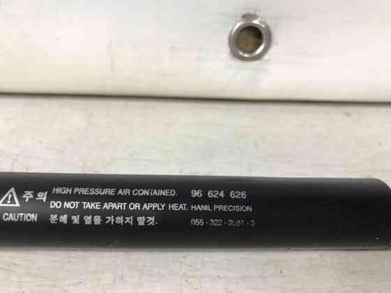 Амортизатор крышки багажника Chevrolet Captiva C100 2.4 БЕНЗИН Z24SED 2006 (б/у) Киев