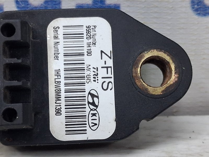 Датчик удара (AIRBAG) Hyundai I30 FD 1.6 БЕНЗИН G4FC 2007 (б/у) Київ - зображення 3