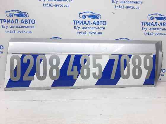 Накладка двери Mitsubishi Pajero Wagon 4 3.2 ДИЗЕЛЬ 4M41 2006 перед. прав. (б/у) Київ