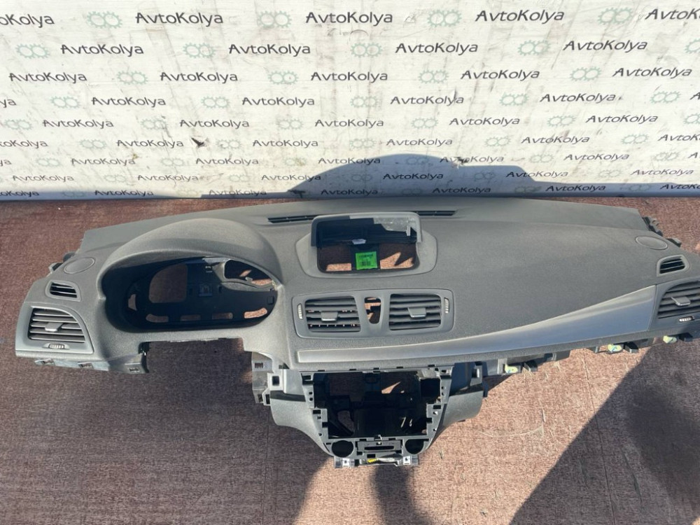 Панель салона передняя (торпедо) Renault Megane III 2008-2015 (681002517R) Ковель - зображення 3