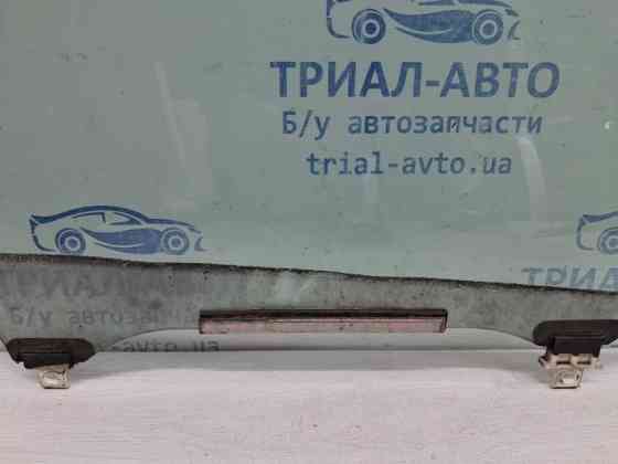Стекло двери переднее правое Toyota Auris E150 1.6 БЕНЗИН 1ZRFAE 2006 (б/у) Київ
